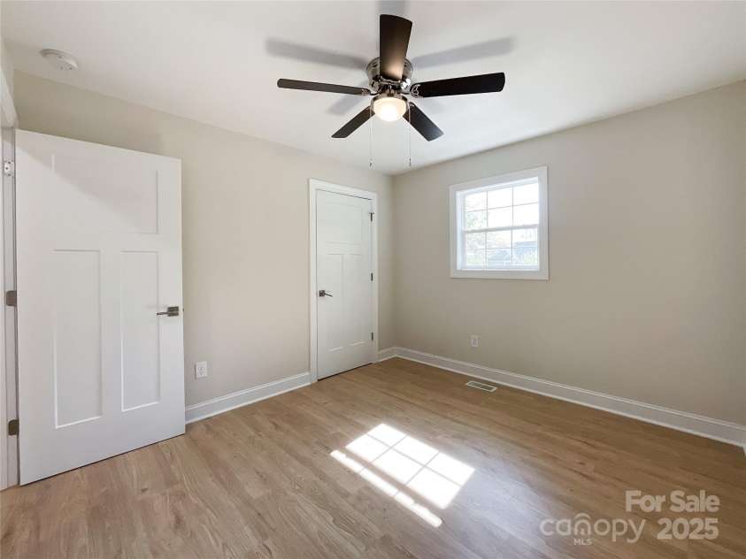 418 Dallas Stanley Highway, Dallas, NC 28034.  MLS# CAR4233569, YatesRealty ID 4820. 