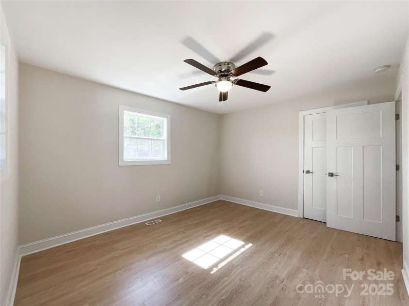 418 Dallas Stanley Highway, Dallas, NC 28034.  MLS# CAR4233569, YatesRealty ID 4820. 