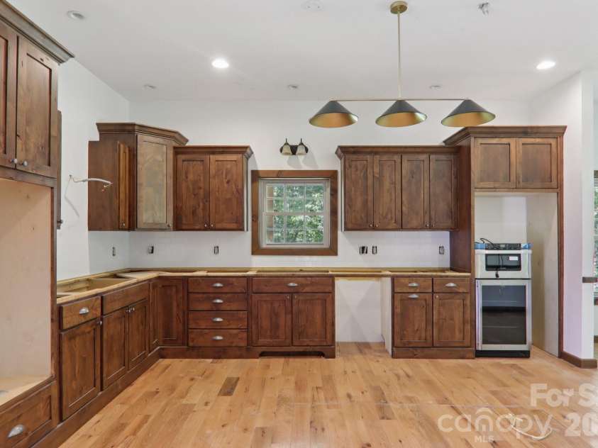 225 Fines Creek Road, Clyde, NC 28721.  MLS# CAR4412201, YatesRealty ID 48201. 