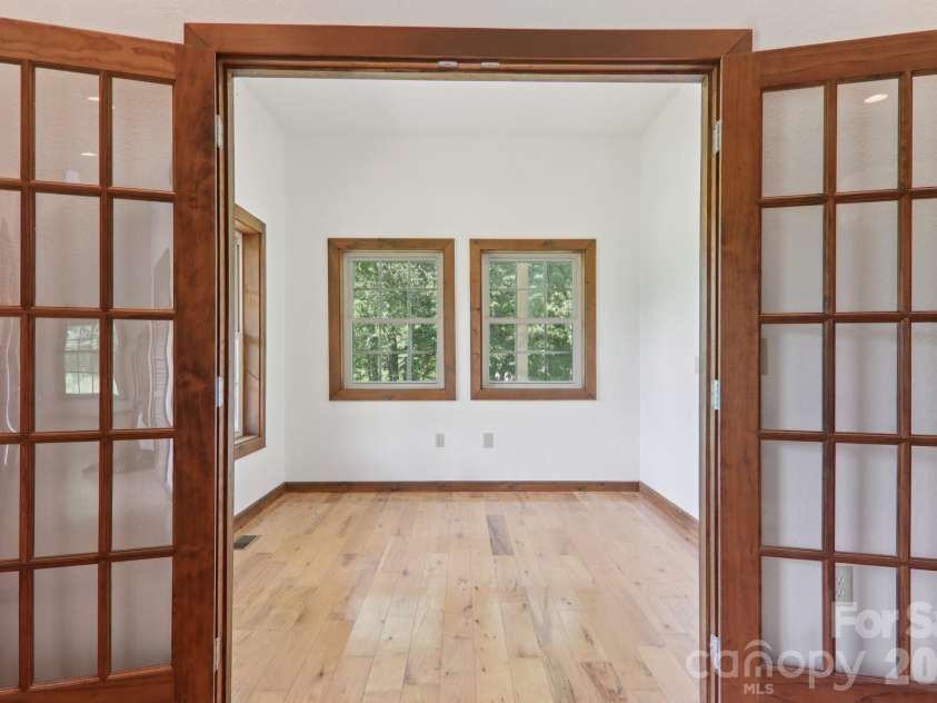 225 Fines Creek Road, Clyde, NC 28721.  MLS# CAR4412201, YatesRealty ID 48201. 