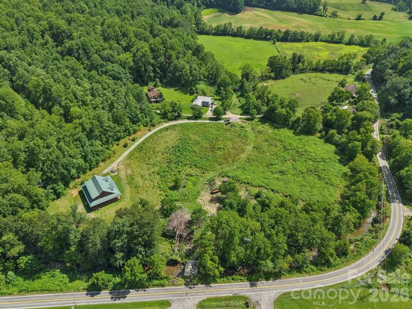 225 Fines Creek Road, Clyde, NC 28721.  MLS# CAR4412201, YatesRealty ID 48201. 