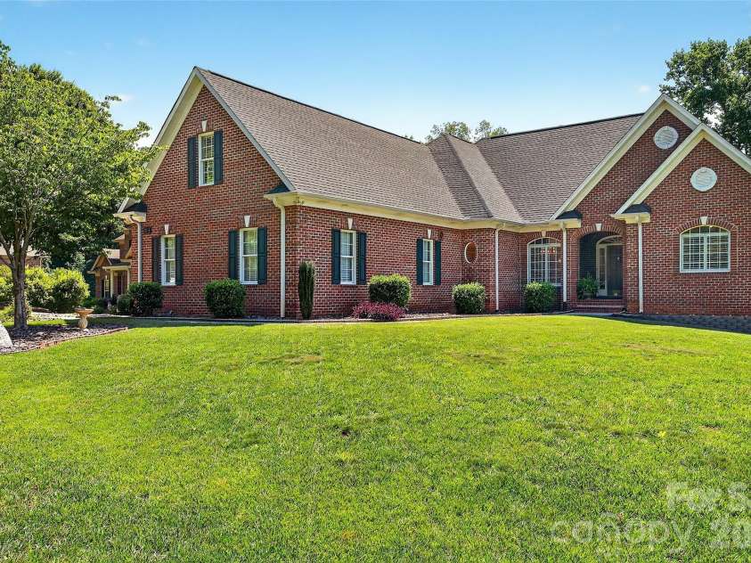 3574 Live Oaks Avenue, Terrell, NC 28682.  MLS# CAR4419653, YatesRealty ID 48202. 