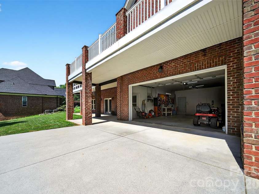 3574 Live Oaks Avenue, Terrell, NC 28682.  MLS# CAR4419653, YatesRealty ID 48202. 