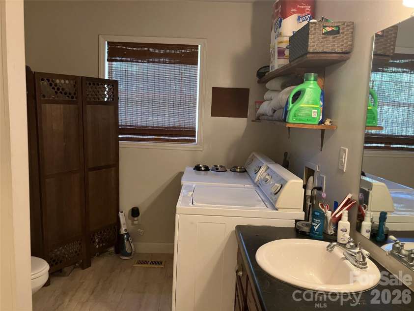 271 Weaver Way, Spindale, NC 28160.  MLS# CAR4420500, YatesRealty ID 48204. 