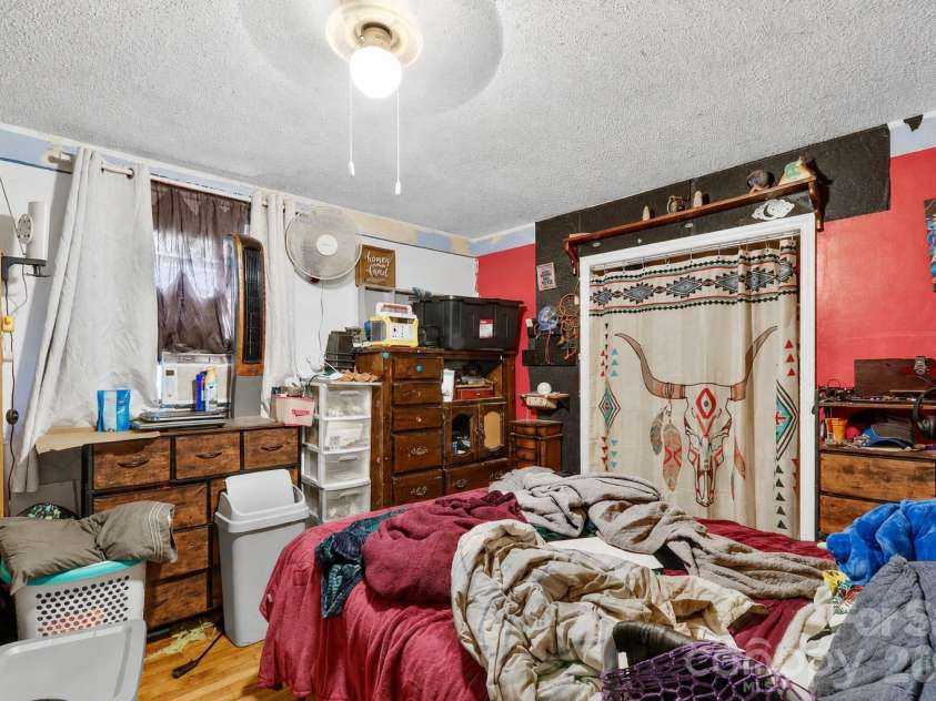 521 Lee Drive, Shelby, NC 28152.  MLS# CAR4420520, YatesRealty ID 48205. 