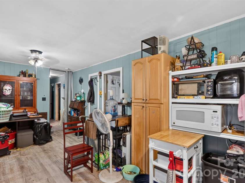 521 Lee Drive, Shelby, NC 28152.  MLS# CAR4420520, YatesRealty ID 48205. 