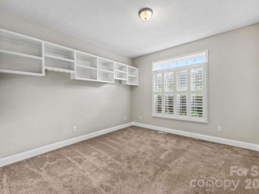 1703 Running Deer Drive, Conover, NC 28613.  MLS# CAR4420273, YatesRealty ID 48208. 