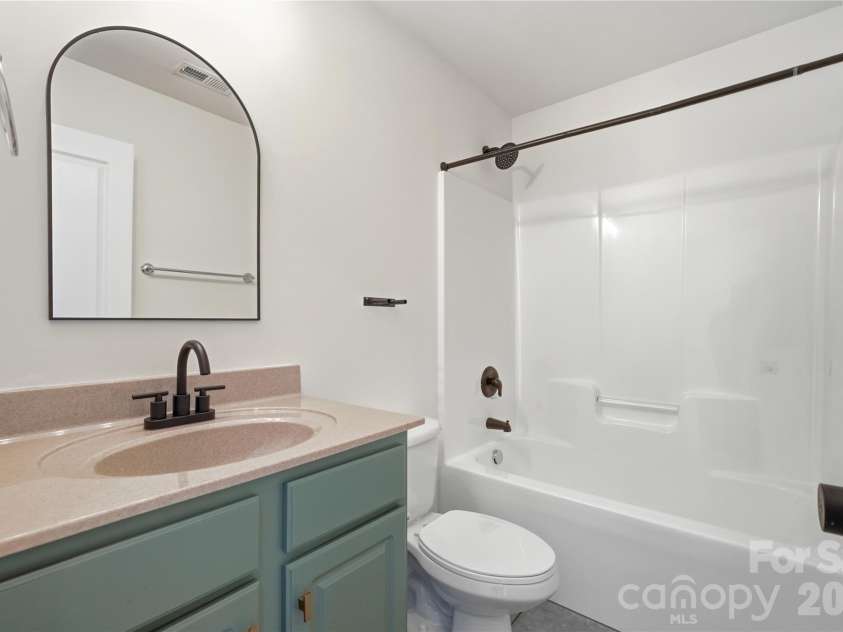 461 River Park Road, Belmont, NC 28012.  MLS# CAR4418222, YatesRealty ID 48209. 
