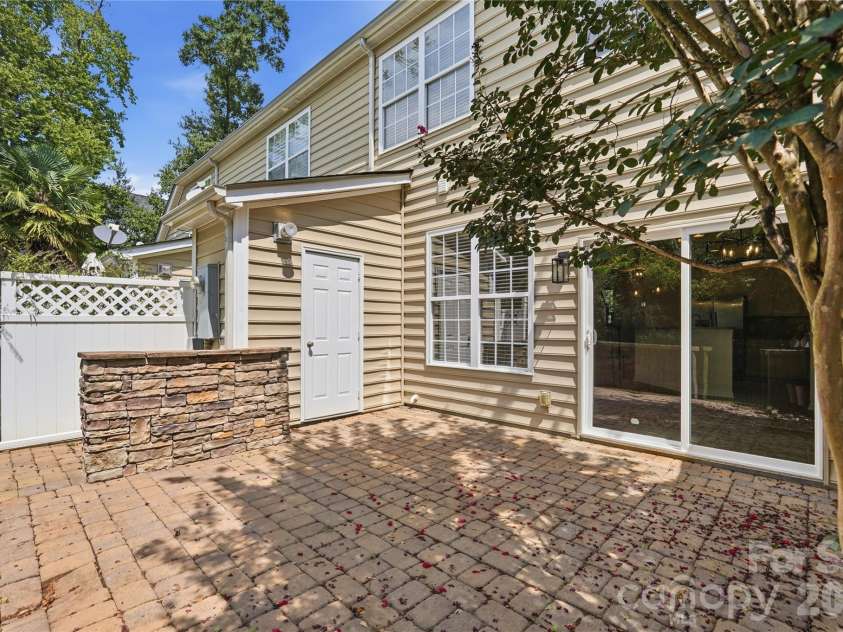 461 River Park Road, Belmont, NC 28012.  MLS# CAR4418222, YatesRealty ID 48209. 
