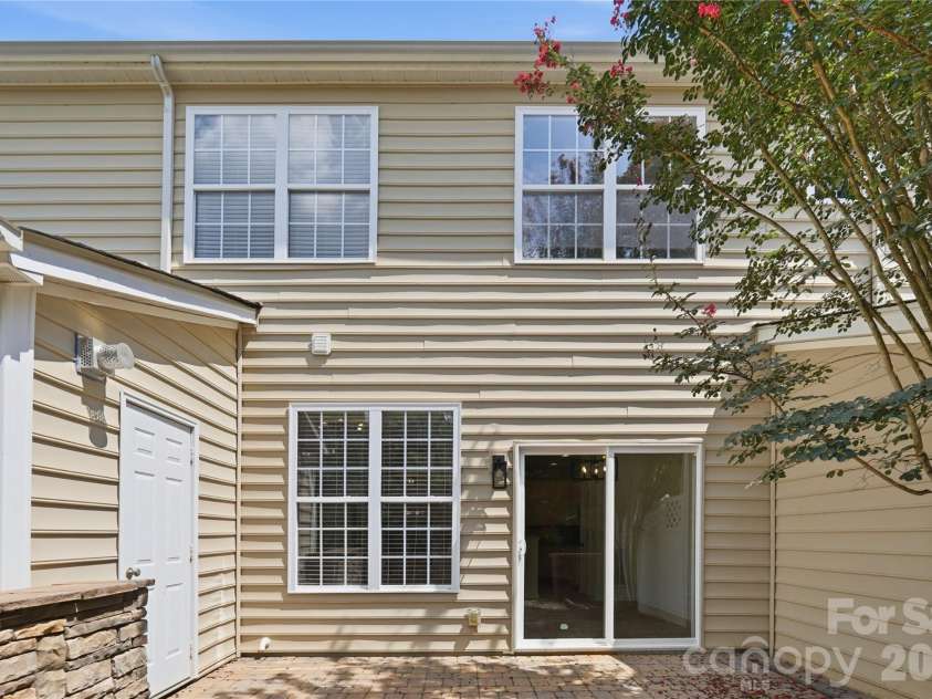 461 River Park Road, Belmont, NC 28012.  MLS# CAR4418222, YatesRealty ID 48209. 