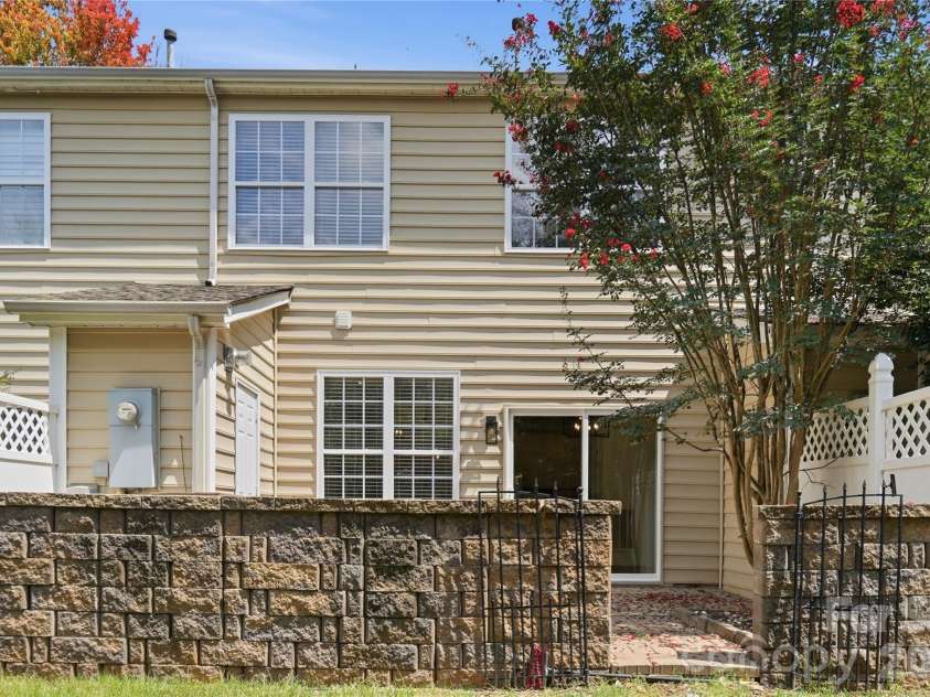 461 River Park Road, Belmont, NC 28012.  MLS# CAR4418222, YatesRealty ID 48209. 