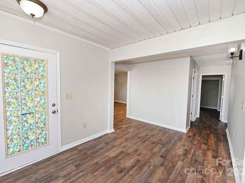 1412 Cliffside Place, Lenoir, NC 28645.  MLS# CAR4238704, YatesRealty ID 4821. 