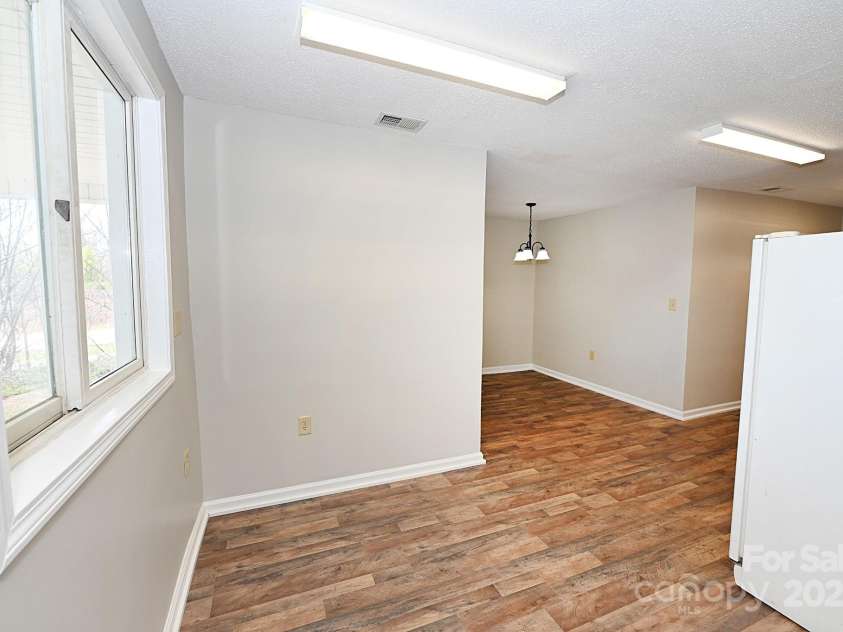 1412 Cliffside Place, Lenoir, NC 28645.  MLS# CAR4238704, YatesRealty ID 4821. 