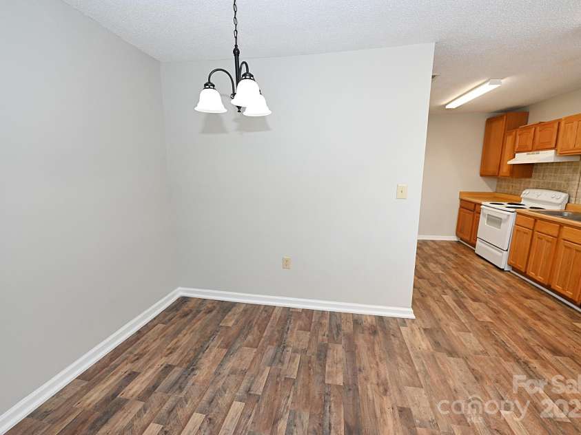 1412 Cliffside Place, Lenoir, NC 28645.  MLS# CAR4238704, YatesRealty ID 4821. 