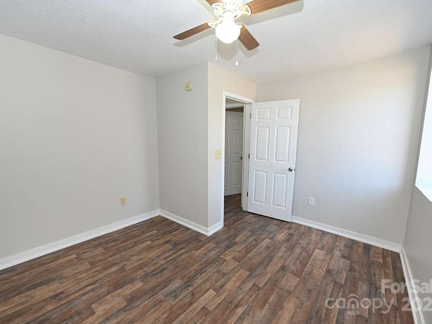 1412 Cliffside Place, Lenoir, NC 28645.  MLS# CAR4238704, YatesRealty ID 4821. 