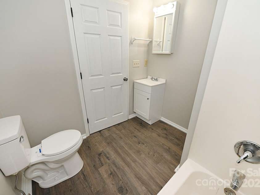 1412 Cliffside Place, Lenoir, NC 28645.  MLS# CAR4238704, YatesRealty ID 4821. 