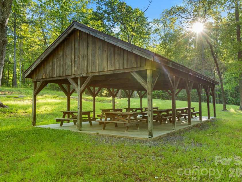 31 Ashbrook Meadows, Fletcher, NC 28732.  MLS# CAR4374375, YatesRealty ID 48210. Community Pavilion
