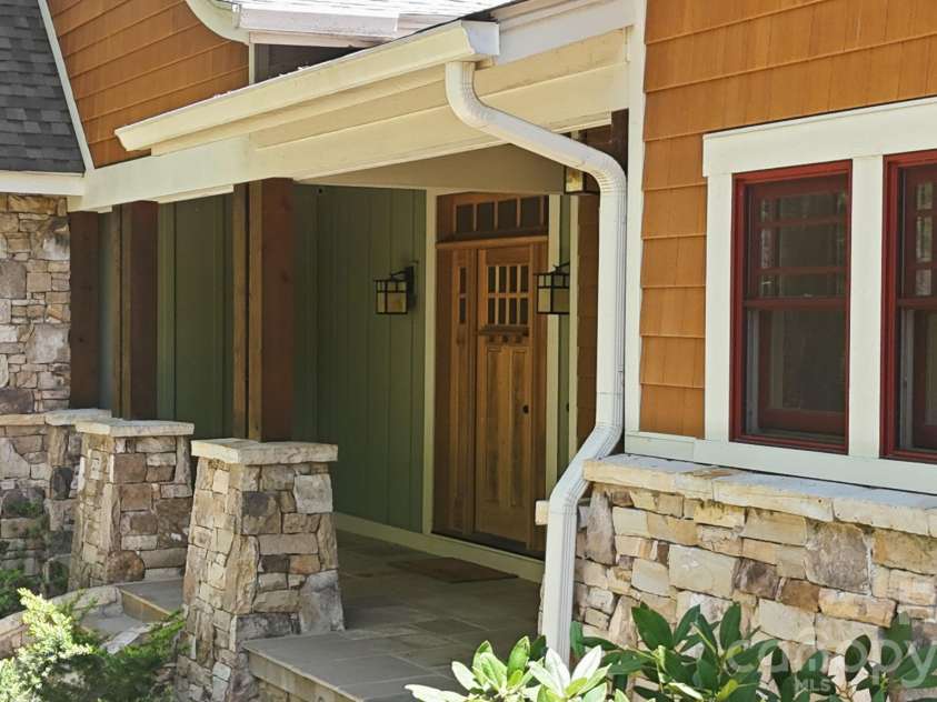 31 Ashbrook Meadows, Fletcher, NC 28732.  MLS# CAR4374375, YatesRealty ID 48210. Primary entrance