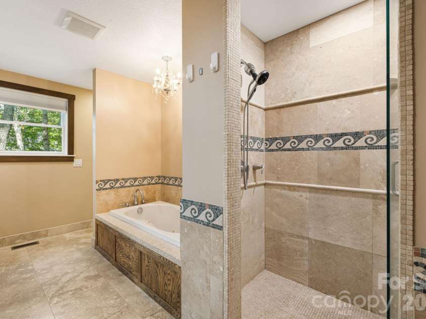 22 Wild Violet Lane, Arden, NC 28704.  MLS# CAR4420255, YatesRealty ID 48214. 