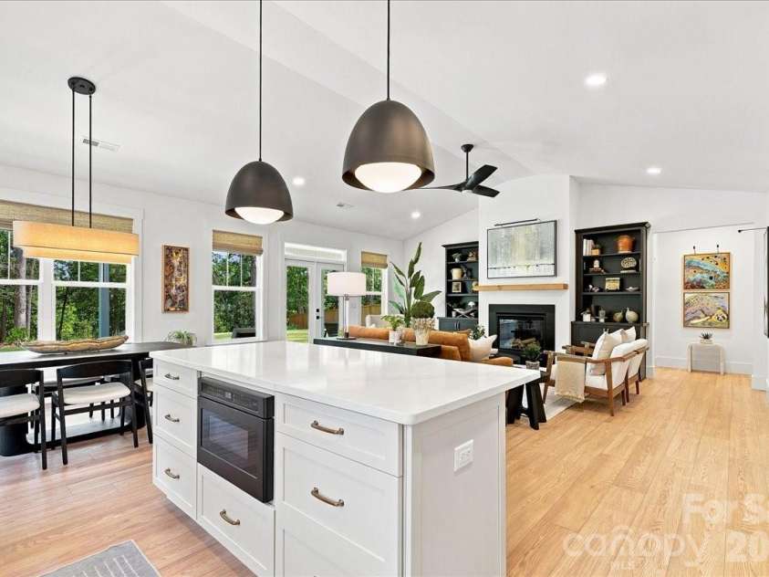 16 Marion Meadow Lane, Travelers Rest, SC 29690.  MLS# CAR4419509, YatesRealty ID 48216. 