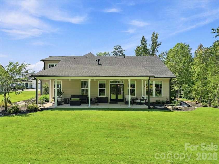 16 Marion Meadow Lane, Travelers Rest, SC 29690.  MLS# CAR4419509, YatesRealty ID 48216. 