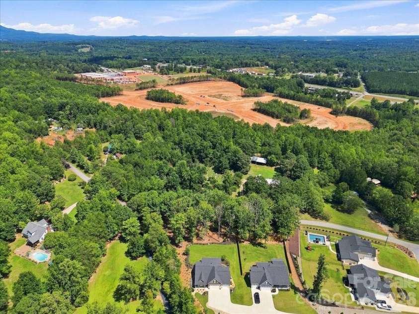 16 Marion Meadow Lane, Travelers Rest, SC 29690.  MLS# CAR4419509, YatesRealty ID 48216. 