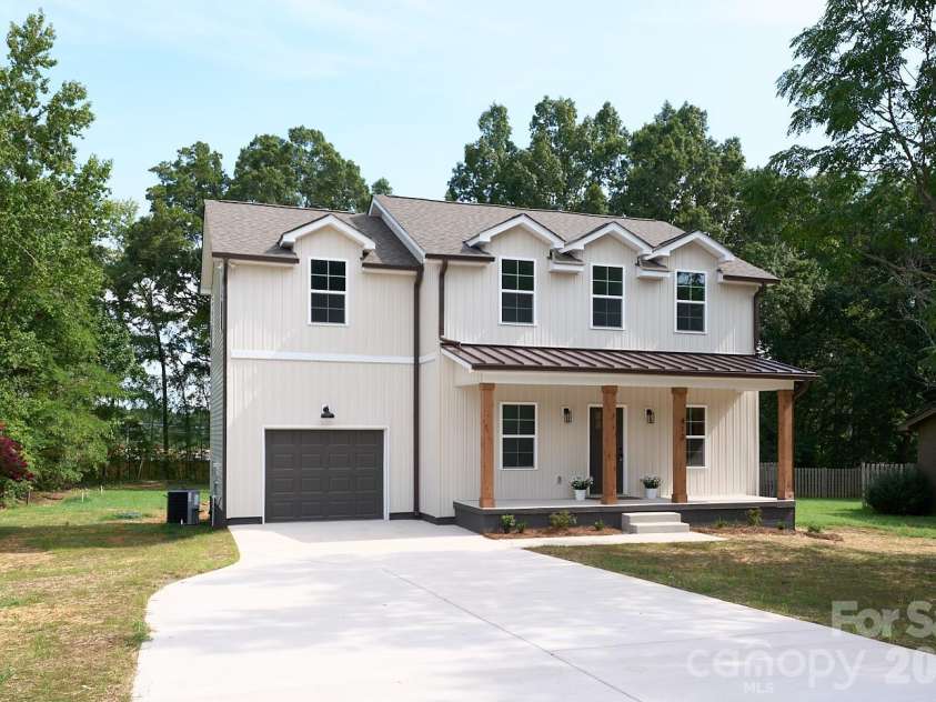 412 Midway Drive, Indian Trail, NC 28079.  MLS# CAR4419293, YatesRealty ID 48217. 