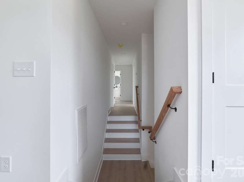 412 Midway Drive, Indian Trail, NC 28079.  MLS# CAR4419293, YatesRealty ID 48217. Split Stairs