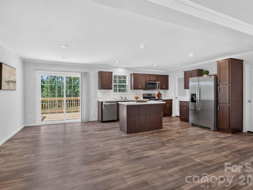 445 Kindley Road, Thomasville, NC 27360.  MLS# CAR4420604, YatesRealty ID 48219. 