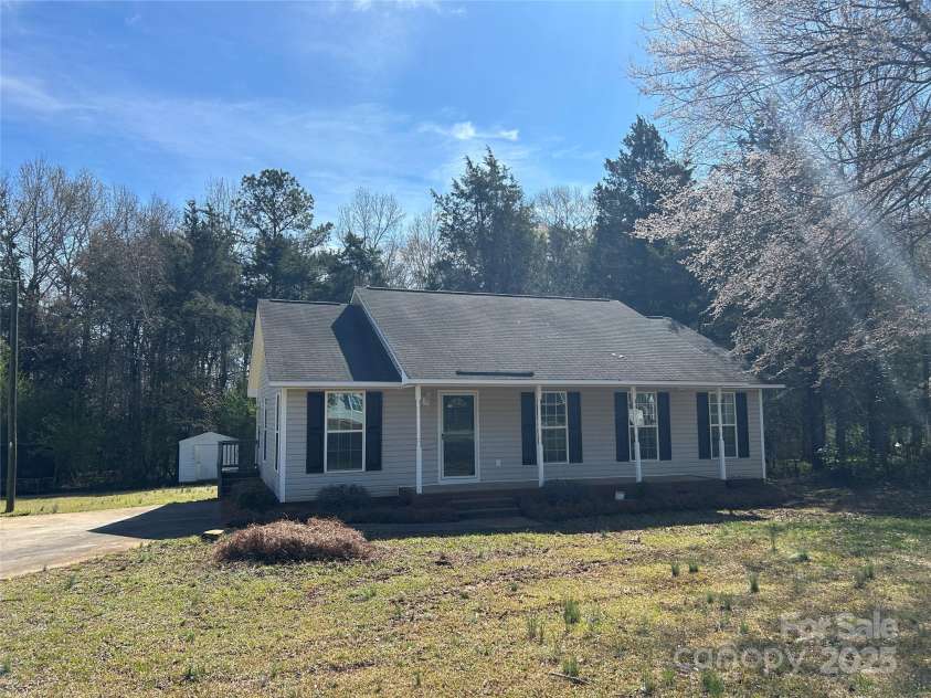 2190 Pacer Road, Lancaster, SC 29720.  MLS# CAR4232452, YatesRealty ID 4822. 