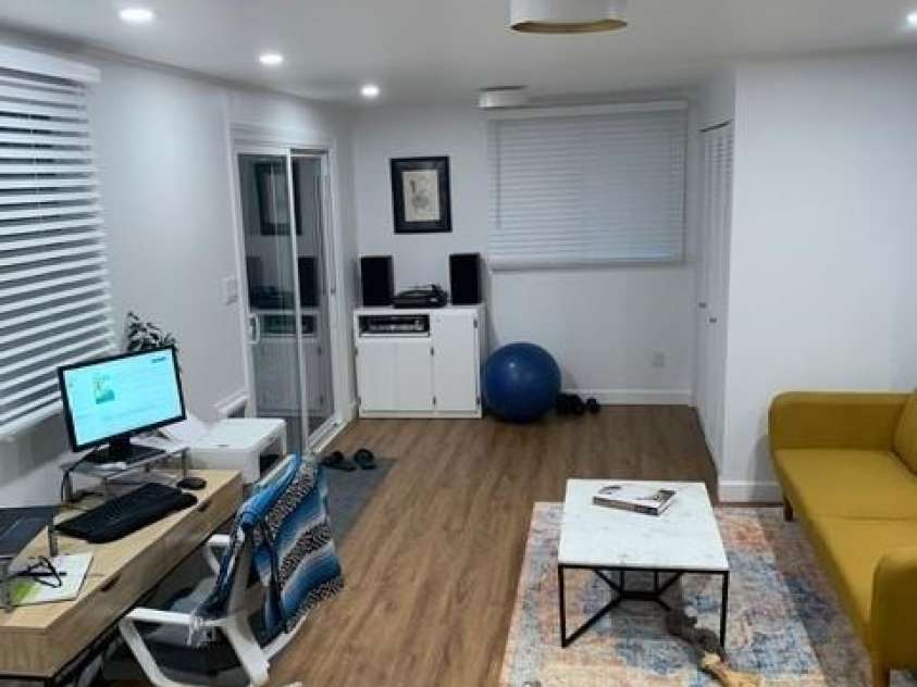 8008 Chapman Street, Charlotte, NC 28216.  MLS# CAR4420578, YatesRealty ID 48220. 