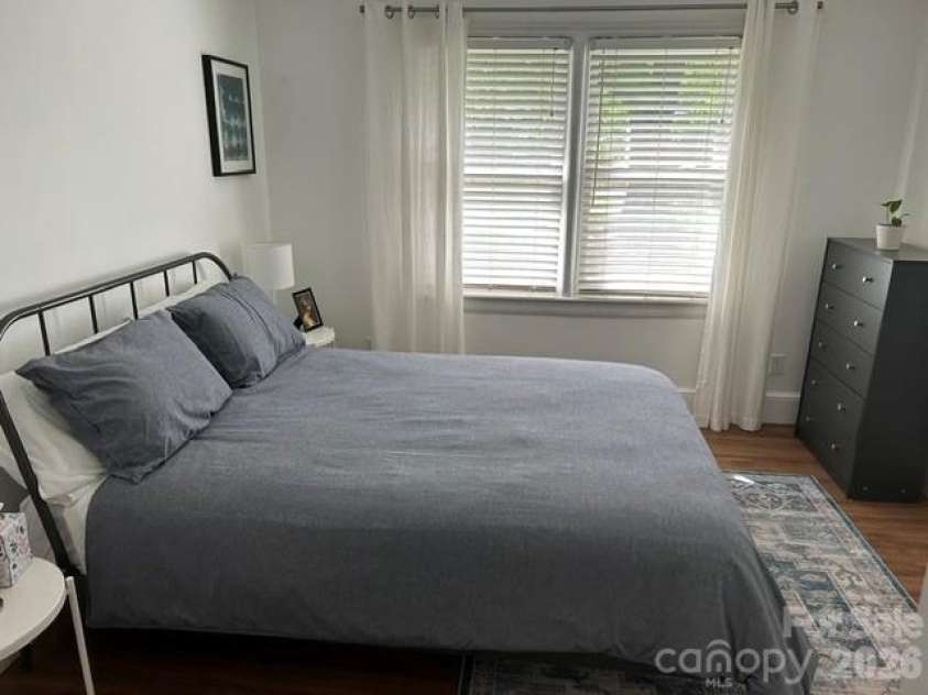8008 Chapman Street, Charlotte, NC 28216.  MLS# CAR4420578, YatesRealty ID 48220. 