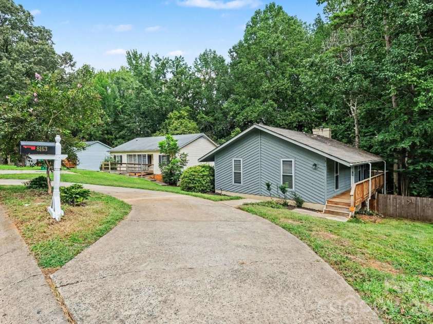 8163 Walnut Creek Lane, Charlotte, NC 28227.  MLS# CAR4418809, YatesRealty ID 48221. 