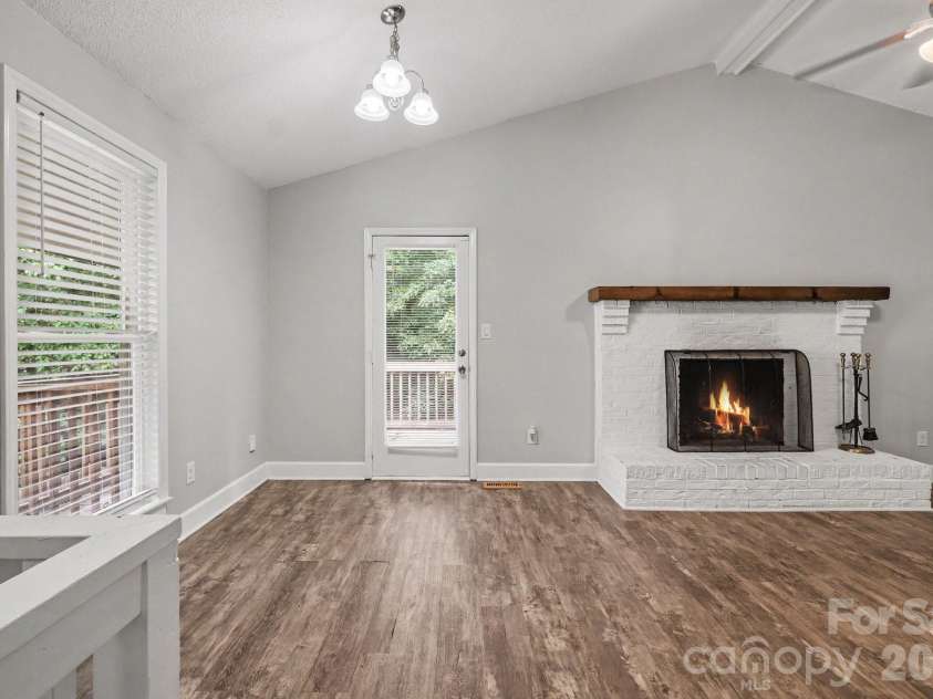 8163 Walnut Creek Lane, Charlotte, NC 28227.  MLS# CAR4418809, YatesRealty ID 48221. 