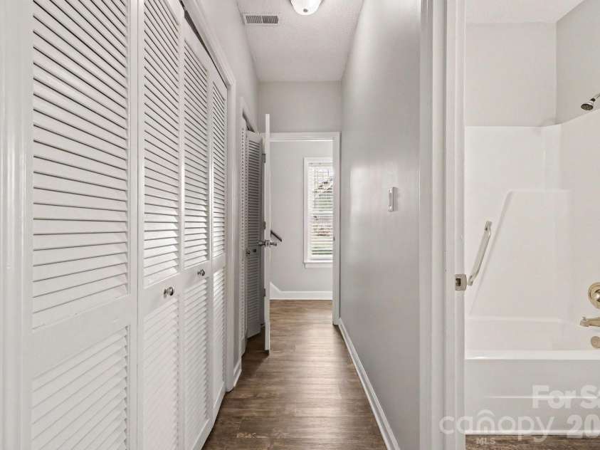 8163 Walnut Creek Lane, Charlotte, NC 28227.  MLS# CAR4418809, YatesRealty ID 48221. 