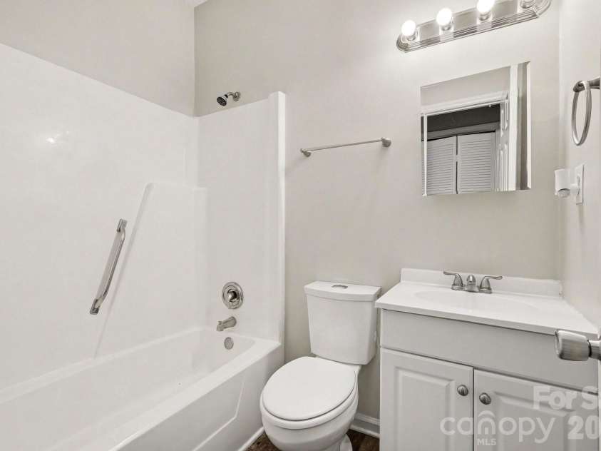 8163 Walnut Creek Lane, Charlotte, NC 28227.  MLS# CAR4418809, YatesRealty ID 48221. 