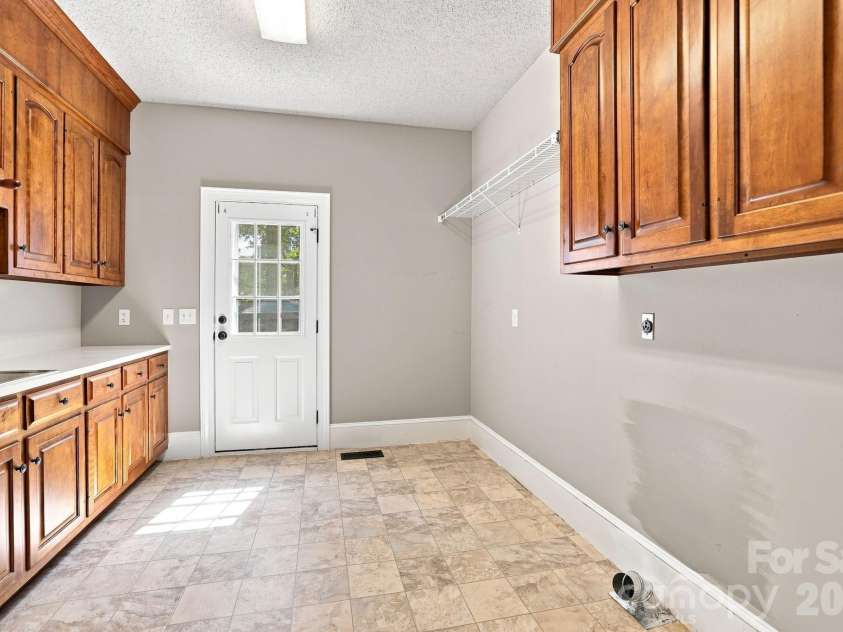 2505 Goldmine Road, Monroe, NC 28110.  MLS# CAR4420620, YatesRealty ID 48222. 