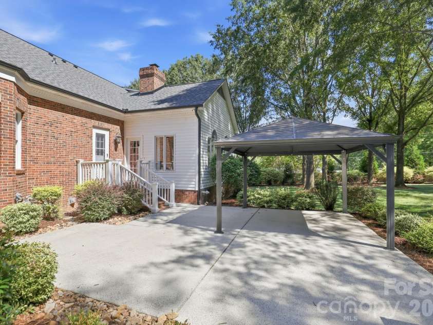 2505 Goldmine Road, Monroe, NC 28110.  MLS# CAR4420620, YatesRealty ID 48222. 
