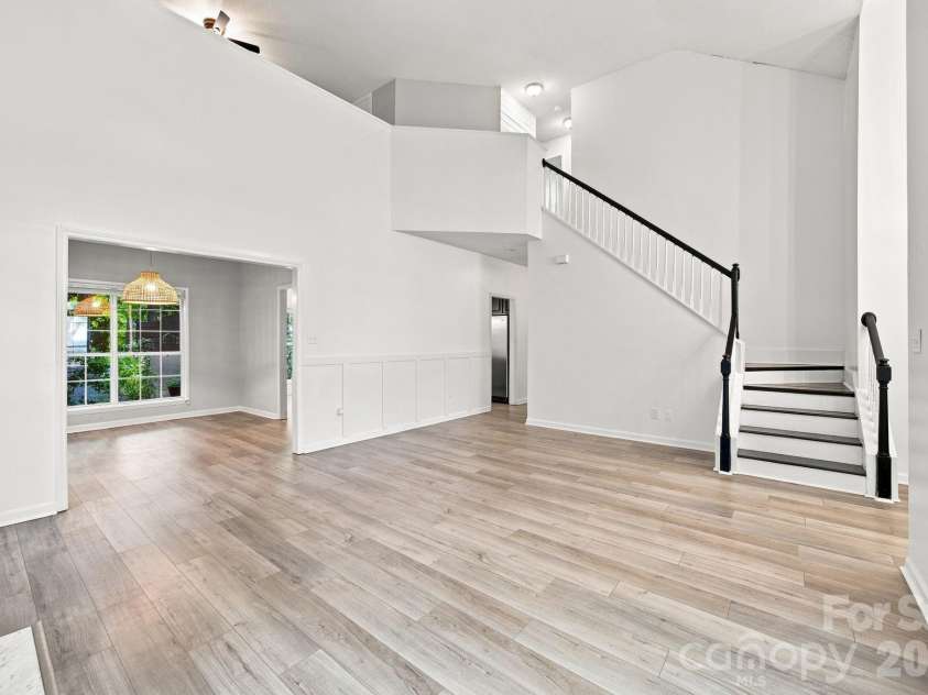 8927 Raven Park Drive, Charlotte, NC 28216.  MLS# CAR4419436, YatesRealty ID 48226. 