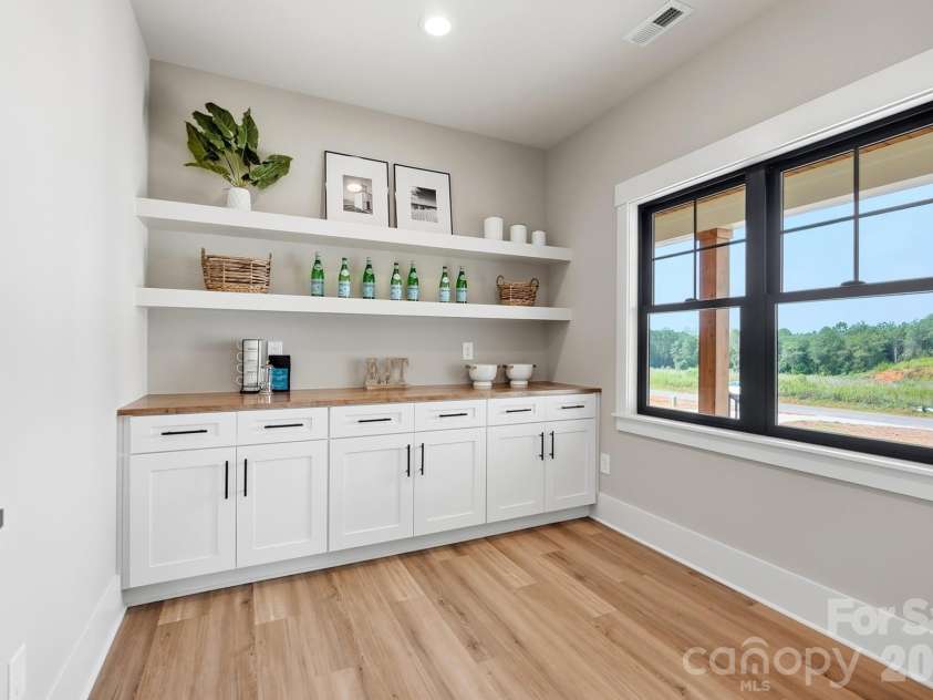 1249 Stonegate Drive, Salisbury, NC 28147.  MLS# CAR4420606, YatesRealty ID 48227. Amazing walk in pantry.
