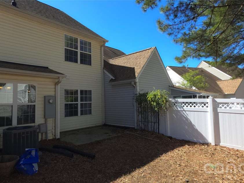 11542 Rabbit Ridge Road, Charlotte, NC 28270.  MLS# CAR4359487, YatesRealty ID 4823. 
