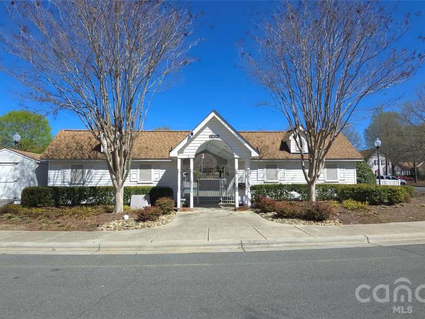 11542 Rabbit Ridge Road, Charlotte, NC 28270.  MLS# CAR4359487, YatesRealty ID 4823. 