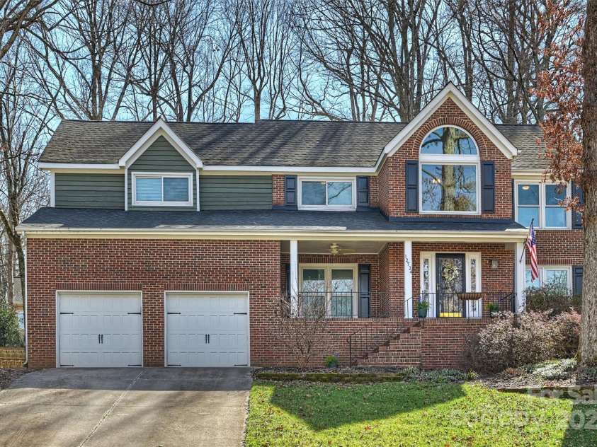 12724 Cliffcreek Drive, Huntersville, NC 28078.  MLS# CAR4223582, YatesRealty ID 4823. 
