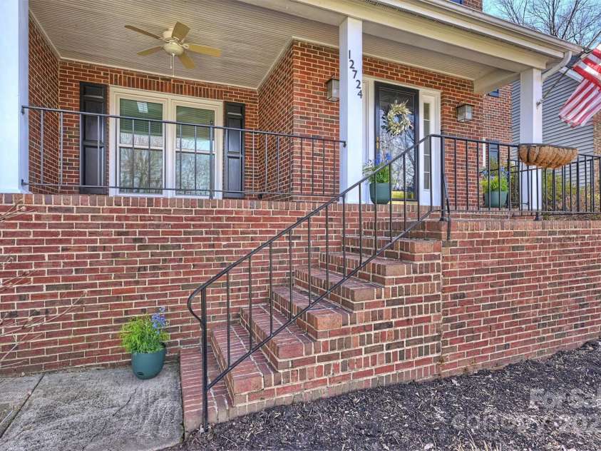 12724 Cliffcreek Drive, Huntersville, NC 28078.  MLS# CAR4223582, YatesRealty ID 4823. 