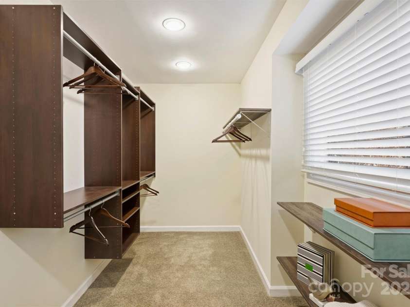 12724 Cliffcreek Drive, Huntersville, NC 28078.  MLS# CAR4223582, YatesRealty ID 4823. 