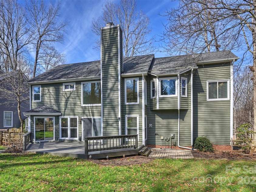 12724 Cliffcreek Drive, Huntersville, NC 28078.  MLS# CAR4223582, YatesRealty ID 4823. 