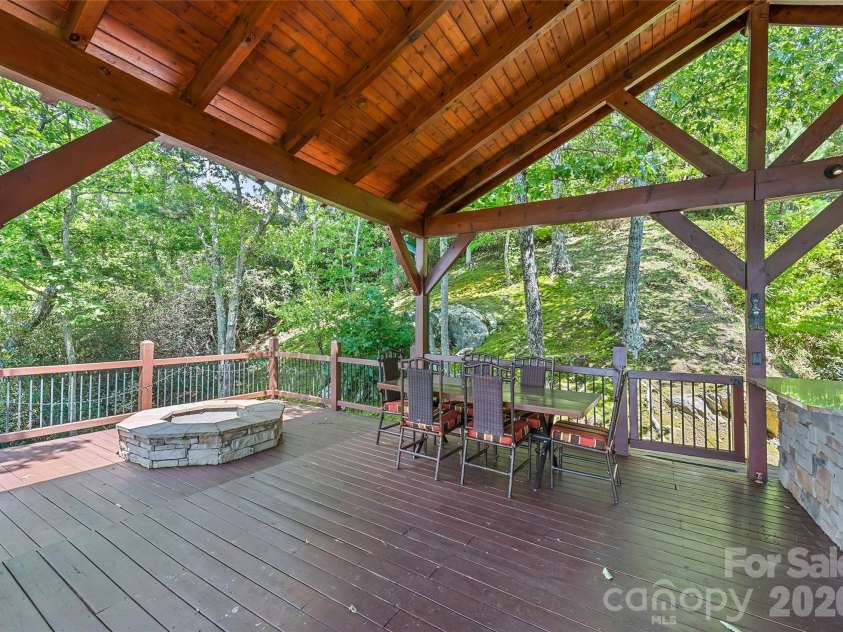 463 Walela Trail, Maggie Valley, NC 28751.  MLS# CAR4420283, YatesRealty ID 48230. 