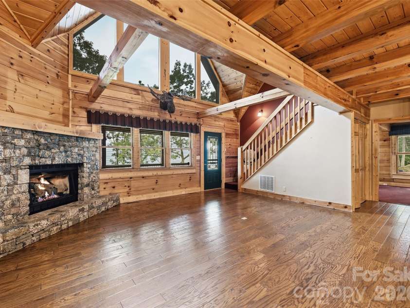 463 Walela Trail, Maggie Valley, NC 28751.  MLS# CAR4420283, YatesRealty ID 48230. 