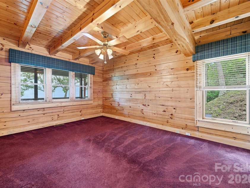 463 Walela Trail, Maggie Valley, NC 28751.  MLS# CAR4420283, YatesRealty ID 48230. 