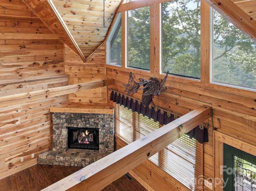 463 Walela Trail, Maggie Valley, NC 28751.  MLS# CAR4420283, YatesRealty ID 48230. 